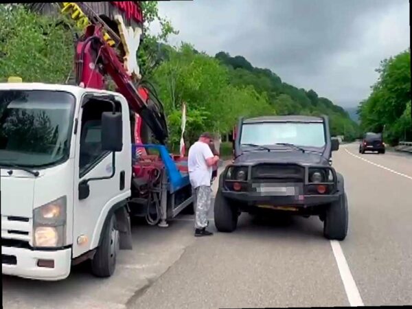 Джиппер в Адлере использовал неисправный автомобиль для перевозки туристов