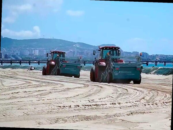 Спецтехника закончит уборку пляжей Анапы к середине июля
