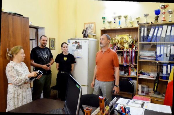 «Виктор Тепляков посетил офис казачьего общества Центрального района»