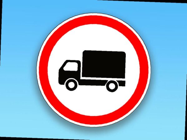 На улице Пензенская в Адлере ограничат проезд для большегрузов