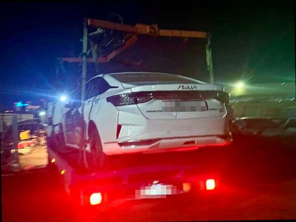 В Сочи задержали двух нелегальных таксистов