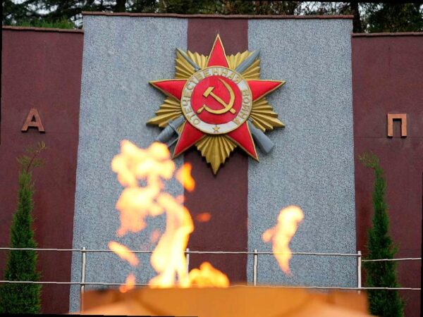 Праздничная программа ко Дню освобождения Краснодарского края в Сочи