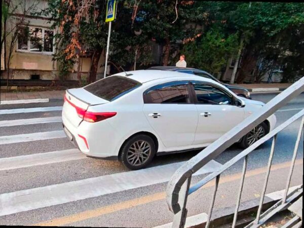 Ребенок пострадал в ДТП на пешеходном переходе в Центральном районе Сочи