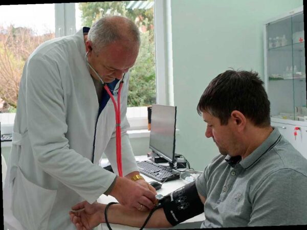 Прививки от гриппа в Сочи: более 247 тысяч человек уже вакцинированы