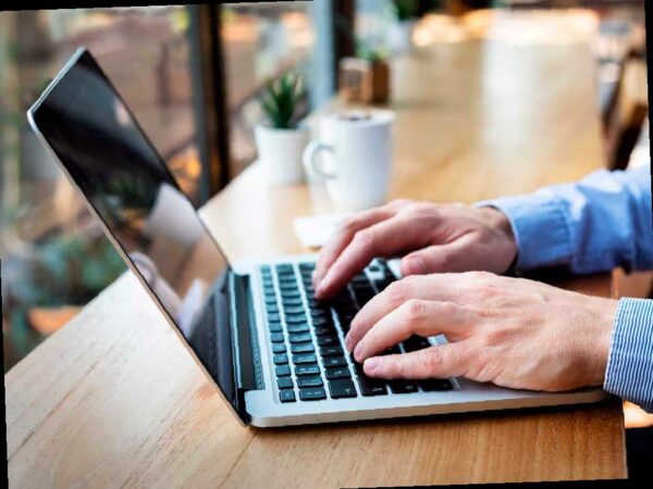 В 2026 году россиянам не придется работать по шестидневным неделям