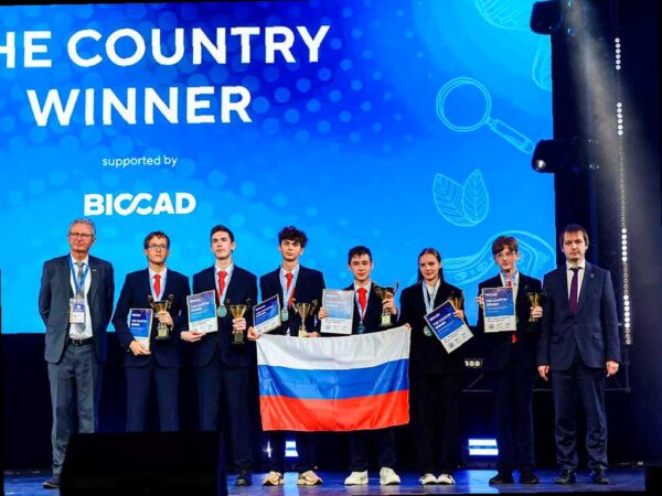 Сборная России победила на Международной естественно-научной олимпиаде в «Сириусе»