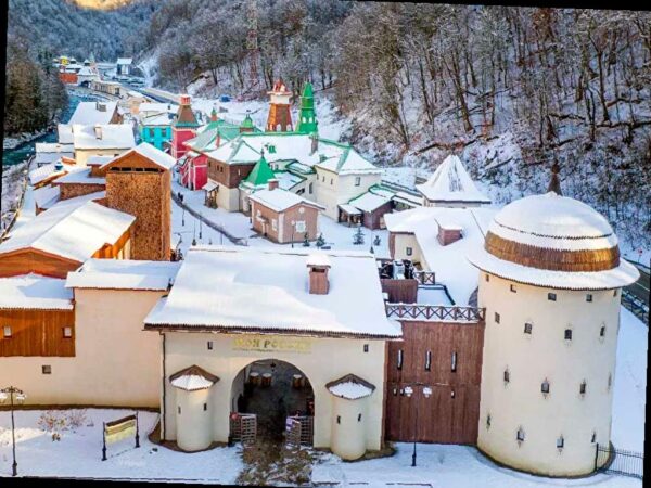 Вход в этнопарк «Моя Россия» в Сочи станет бесплатным этой зимой