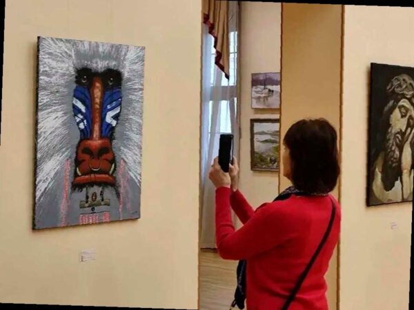 В Сочи открылась увлекательная выставка «Академические линии»