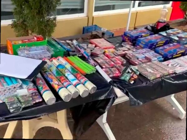 В Адлере закрыли уличную точку по продаже пиротехники