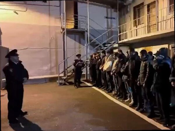 Масштабные рейды в Сочи: 187 протоколов, 1,3 тонны алкоголя и преступник в розыске