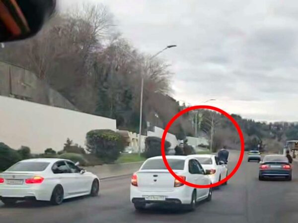 Опасная поездка: в Сочи свадебный кортеж «кошмарил» водителей